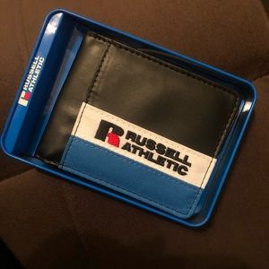 Wallet, New